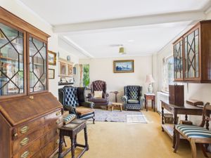 Sitting Room- click for photo gallery